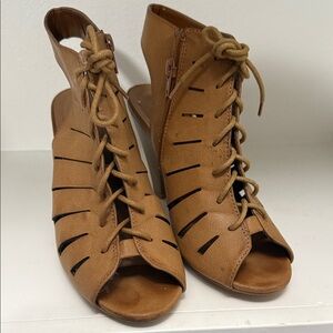 Cityclassified Tan Women's Sandals